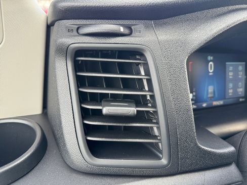 New 2026 Ford Transit 250 148 High Roof AWD image 19