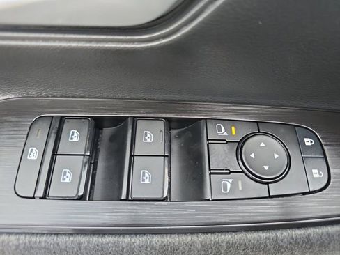 New 2026 Nissan Kicks SV image 28