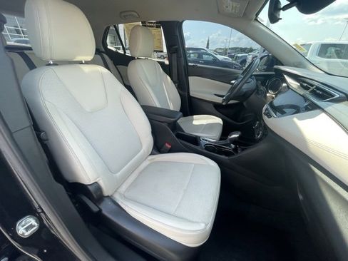 Used 2021 Buick Encore GX Preferred image 32