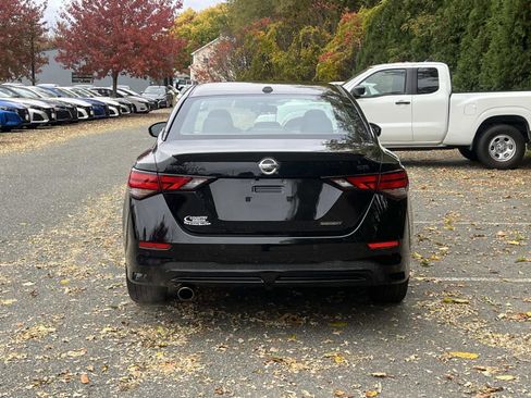 Used 2023 Nissan Sentra SR w/ Midnight Edition Package image 6