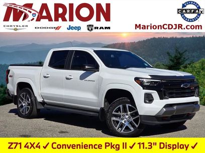 Used 2024 Chevrolet Colorado Z71 w/ Z71 Convenience Package 2