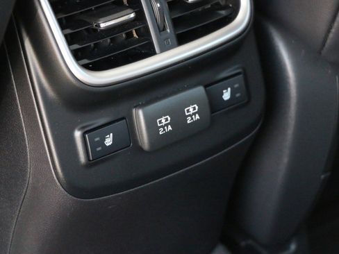 Used 2020 Subaru Legacy Limited image 33