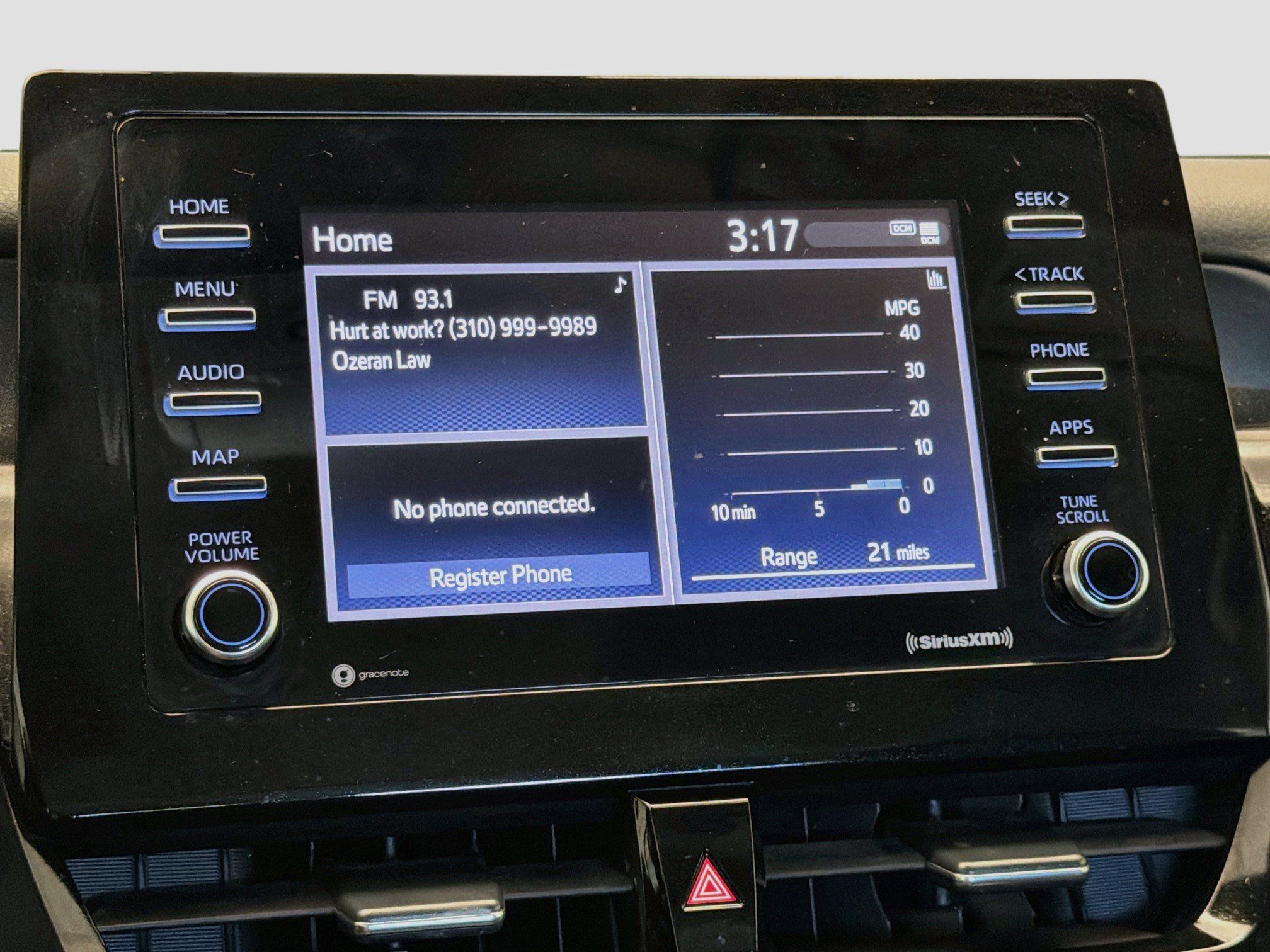 Used 2024 Toyota Camry SE FWD image 9