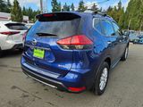 Used 2017 Nissan Rogue SV w/ SV Premium Package image 3