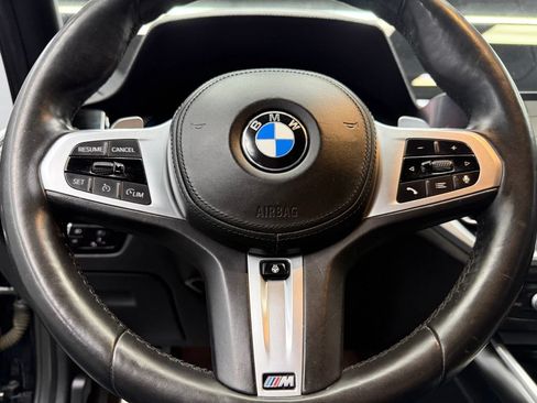 Used 2020 BMW 330i Sedan w/ M Sport Package RWD image 23