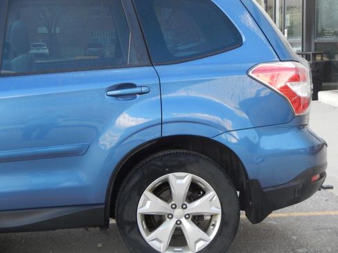 Used 2015 Subaru Forester 2.5i Premium image 12