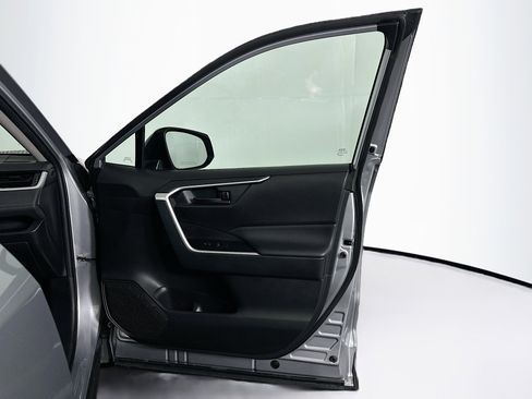 Used 2024 Toyota RAV4 LE image 30