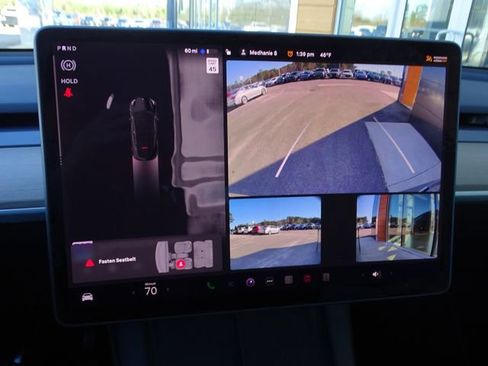 Used 2023 Tesla Model Y Long Range image 31