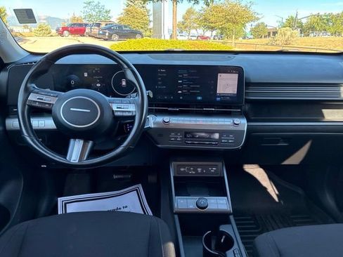 Used 2025 Hyundai Kona SEL AWD/4WD image 24