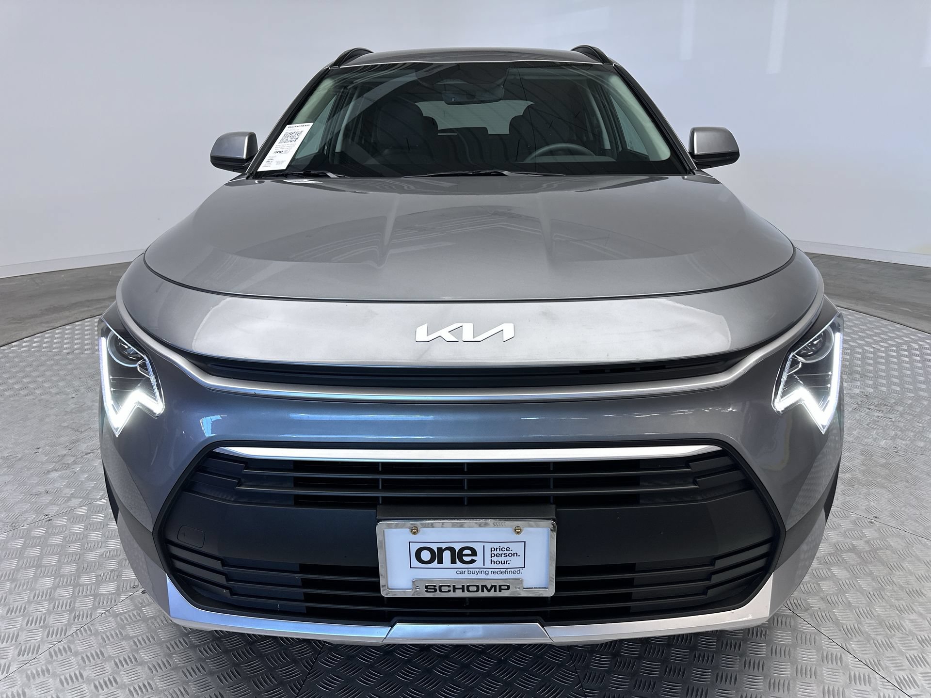 Used 2024 Kia Niro LX FWD image 27