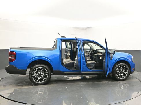 New 2025 Ford Maverick Lariat image 59