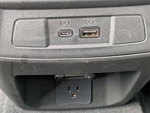 New 2025 GMC Canyon Elevation w/ Convenience Package image 14