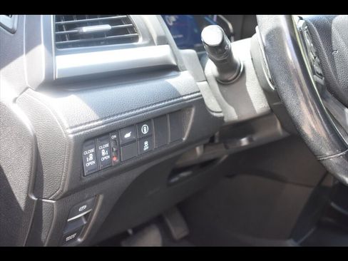 Used 2021 Honda Odyssey EX-L image 15