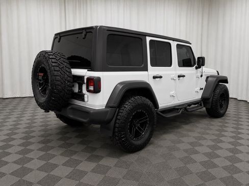 Used 2021 Jeep Wrangler Unlimited Sport AWD/4WD image 3