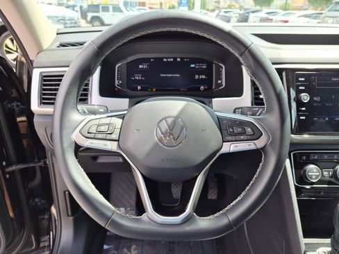 Used 2023 Volkswagen Atlas SE w/ Panoramic Sunroof Package AWD/4WD image 20