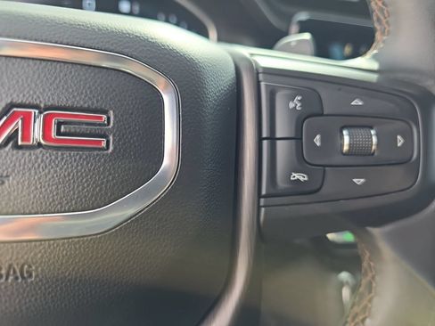 Used 2024 GMC Sierra 1500 AT4 w/ Technology Package AWD/4WD image 18