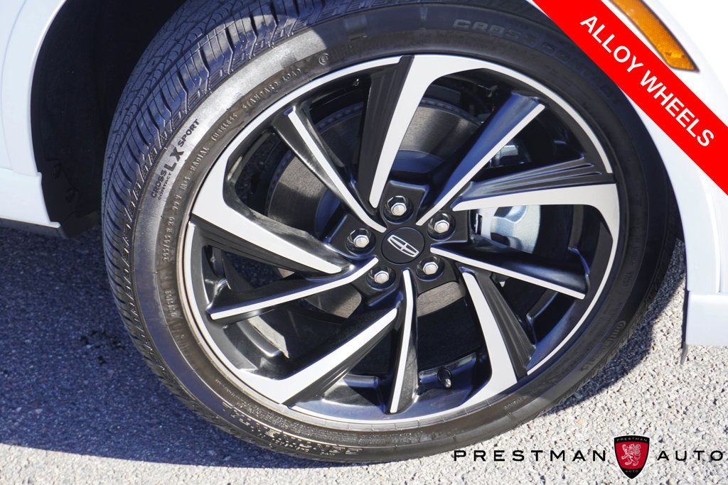 Used 2025 Lincoln Corsair Grand Touring w/ Equipment Group 301A AWD/4WD image 8