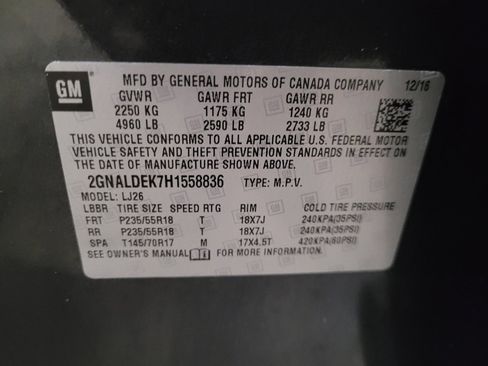 Used 2017 Chevrolet Equinox Premier w/ Enhanced Convenience Package FWD image 33
