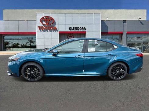 New 2026 Toyota Camry SE FWD image 6