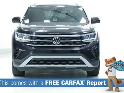 Used 2022 Volkswagen Atlas Cross Sport SEL image 2
