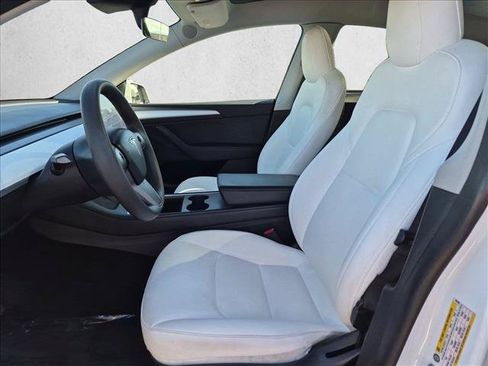 Used 2023 Tesla Model Y Long Range AWD/4WD image 16