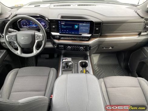 Used 2024 Chevrolet Silverado 1500 LT Trail Boss image 8