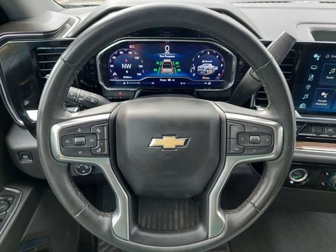 Used 2024 Chevrolet Silverado 1500 LT AWD/4WD image 29