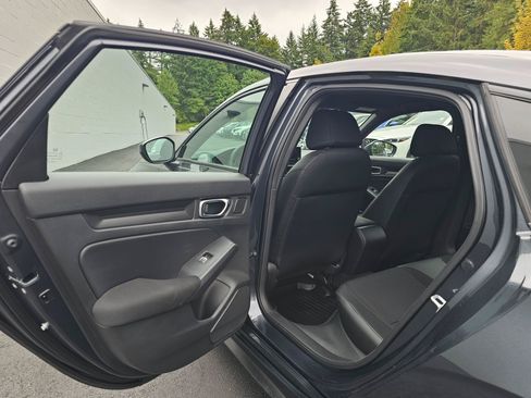 Used 2025 Honda Civic Sport image 19