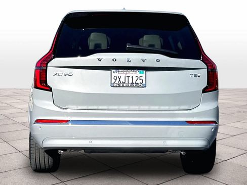 Used 2026 Volvo XC90 T8 Ultra w/ Protection Package Premier AWD/4WD image 7
