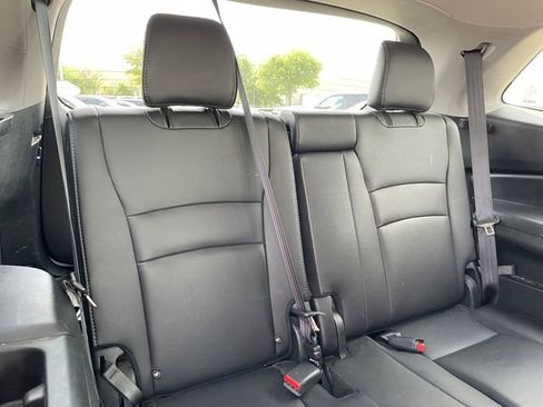 Used 2021 Honda Pilot EX-L image 25