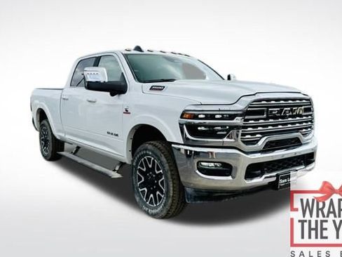 Used 2025 RAM 3500 Longhorn image 9