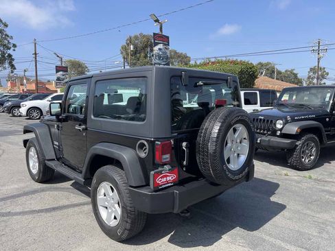 Used 2014 Jeep Wrangler Sport w/ Quick Order Package 24S AWD/4WD image 6