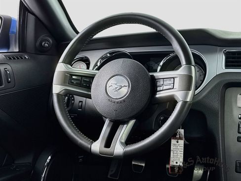 Used 2010 Ford Mustang GT RWD image 29