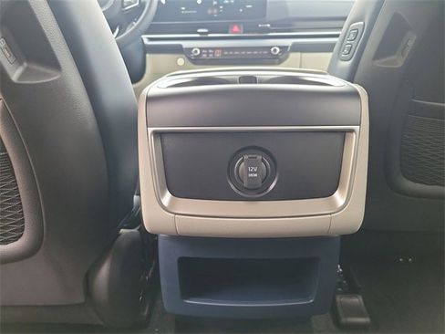 New 2026 Kia Carnival EX image 13