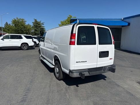 Used 2025 GMC Savana 2500 w/ Driver Convenience Package RWD image 6