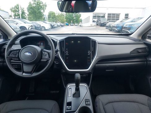 Used 2024 Subaru Crosstrek 2.0i Premium AWD/4WD image 9