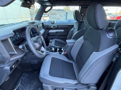 New 2026 Ford Bronco Base image 15