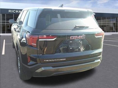 Used 2025 GMC Terrain Elevation AWD/4WD image 3