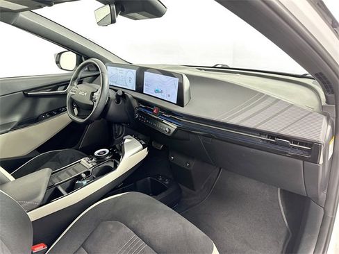 Used 2023 Kia EV6 GT-Line w/ GT-Line Suede Seat Package image 32