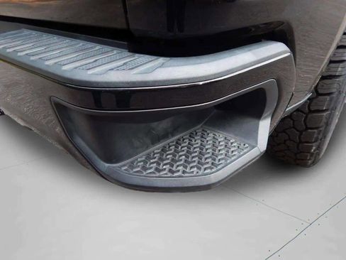 Used 2019 Chevrolet Silverado 1500 Custom Trail Boss w/ Custom Convenience Package image 49