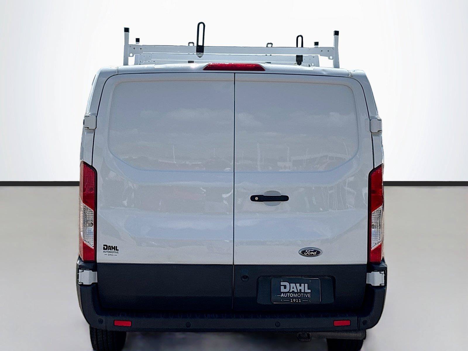 Used 2020 Ford Transit 150 Low Roof RWD image 10