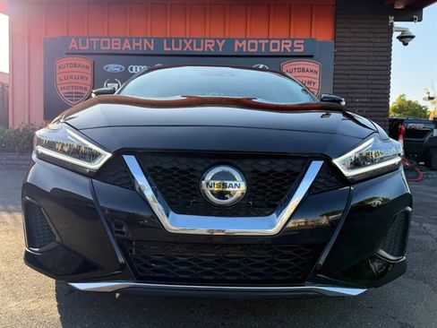 Used 2021 Nissan Maxima 3.5 SV FWD image 2