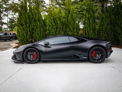 Used 2020 Lamborghini Huracan EVO AWD/4WD image 8