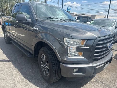 Used 2016 Ford F150 XLT w/ Equipment Group 302A Luxury AWD/4WD image 4