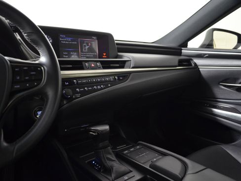 Used 2019 Lexus ES 350 w/ Accessory Package 2 FWD image 23