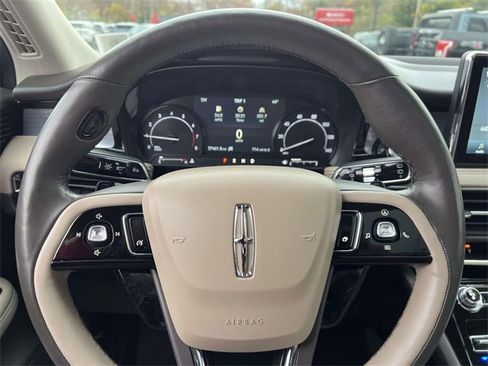 Certified 2022 Lincoln Corsair AWD w/ Premium Package image 32