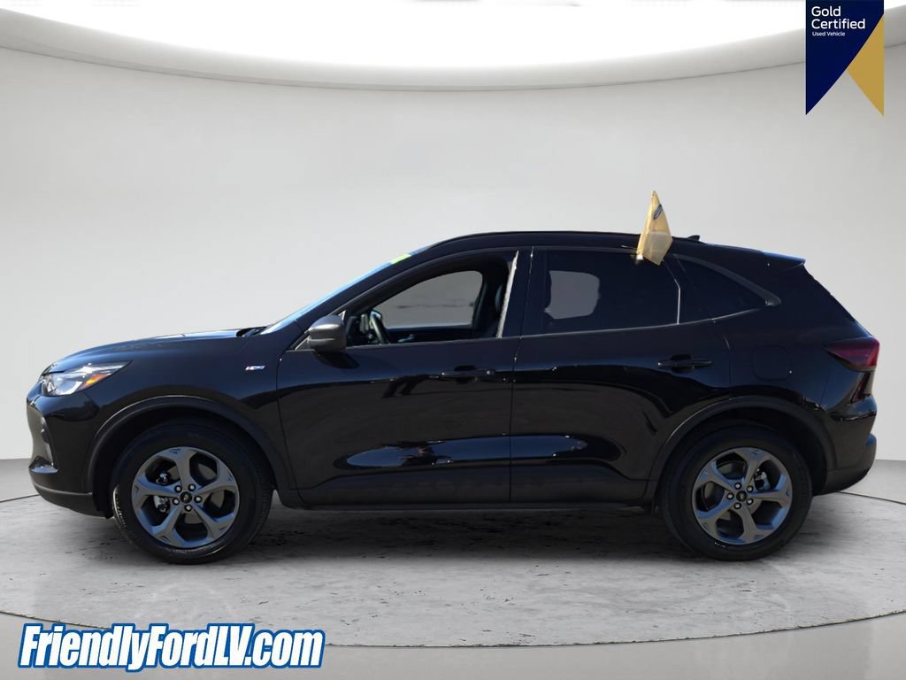 Certified 2025 Ford Escape ST-Line AWD/4WD image 3