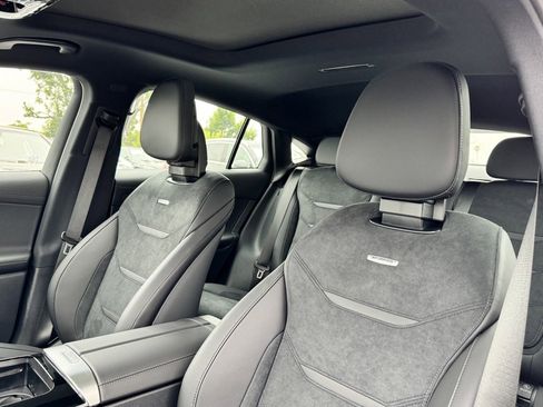 New 2025 Mercedes-Benz GLC 63 AMG S image 21