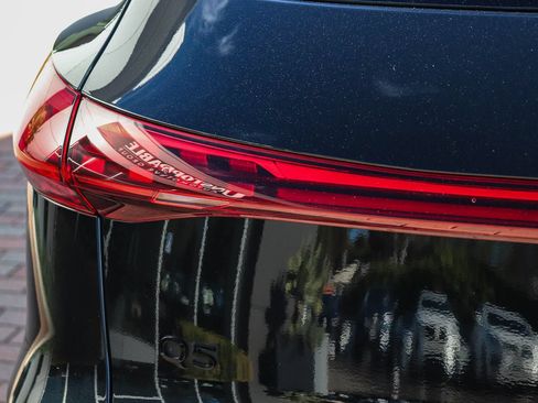 Certified 2025 Audi Q5 Premium w/ Premium Plus AWD/4WD image 9