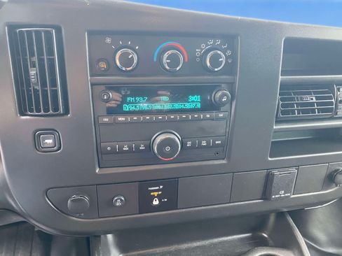 Used 2025 GMC Savana 2500 w/ Driver Convenience Package RWD image 13